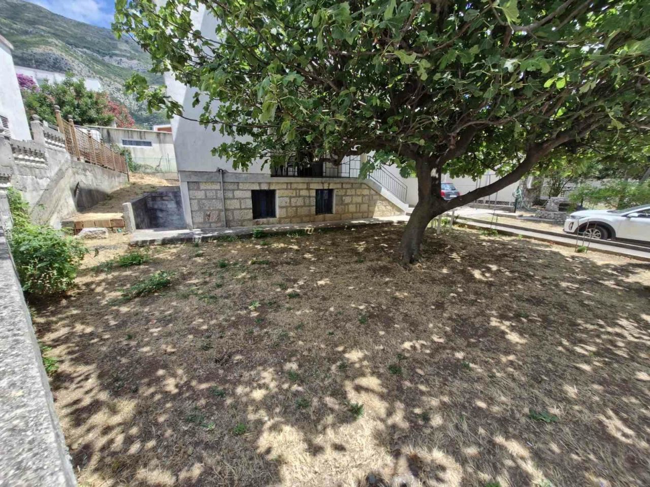 Haus in Sutomore, Montenegro, 200 m² - Foto 2