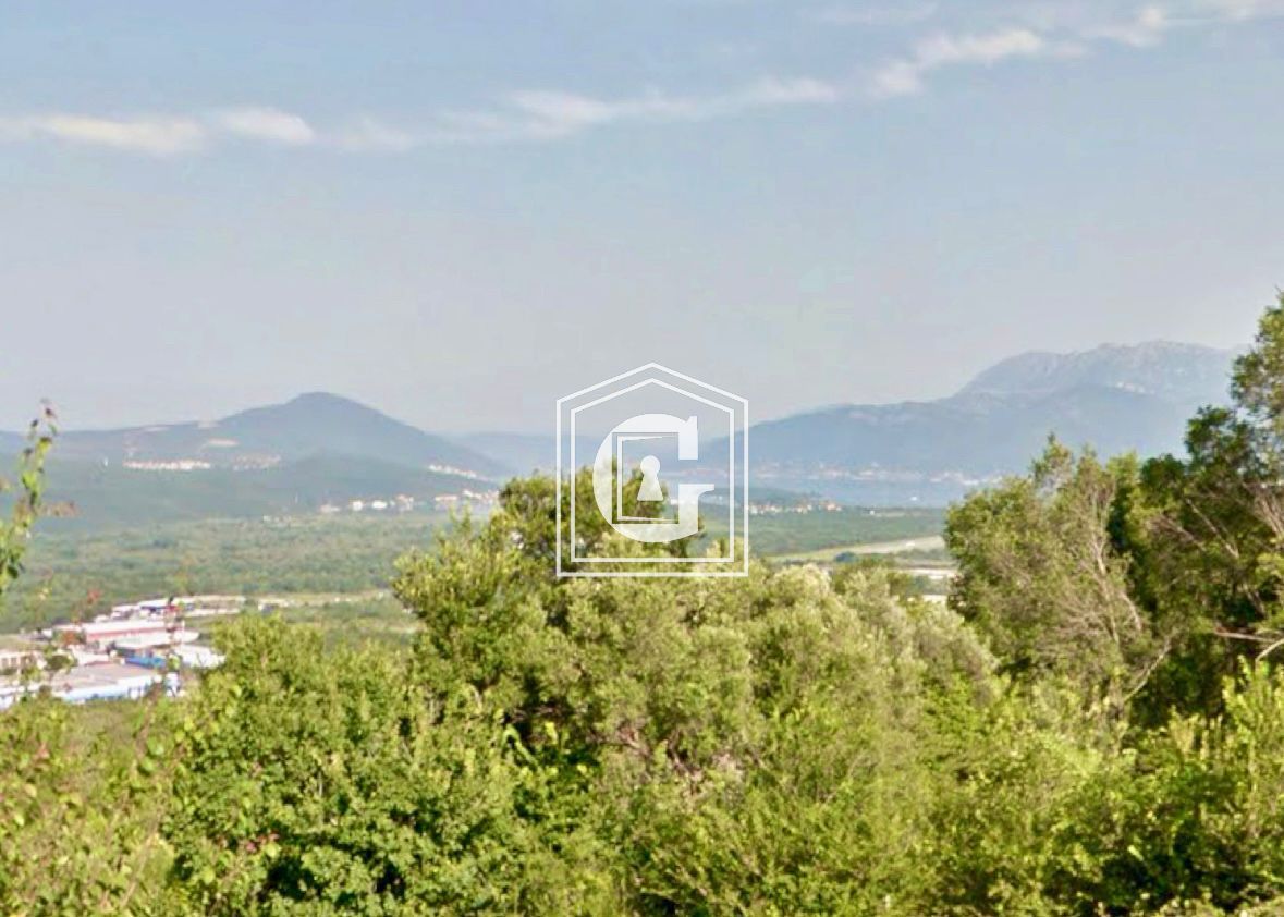 Terreno a Tivat, Montenegro, 1 406 m2 - foto 2