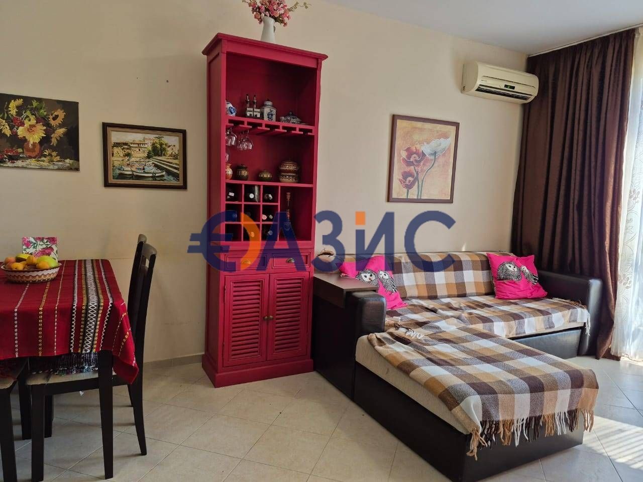 Appartement à Slantchev Briag, Bulgarie, 55 m² - image 1