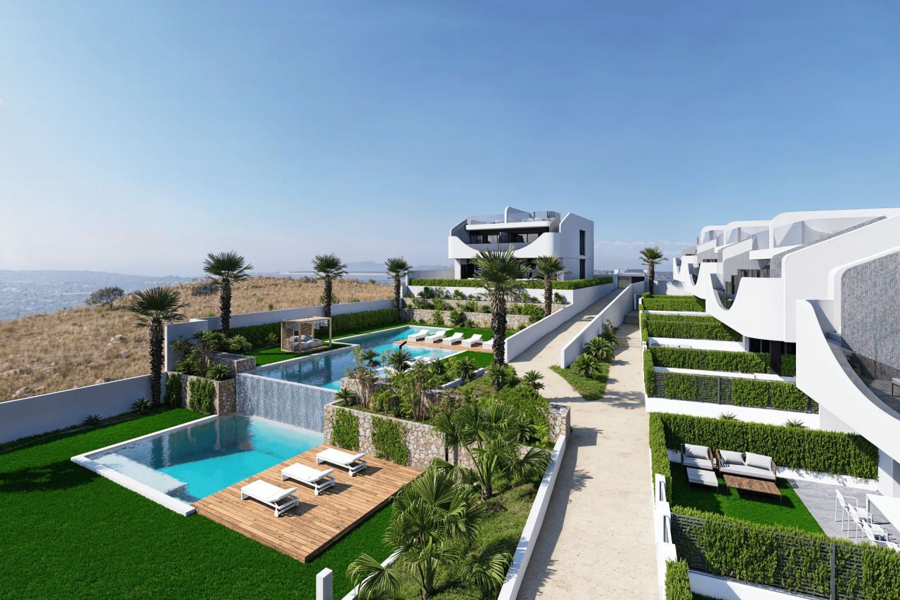 Apartamento en San Miguel de Salinas, España, 70 m² - imagen 1