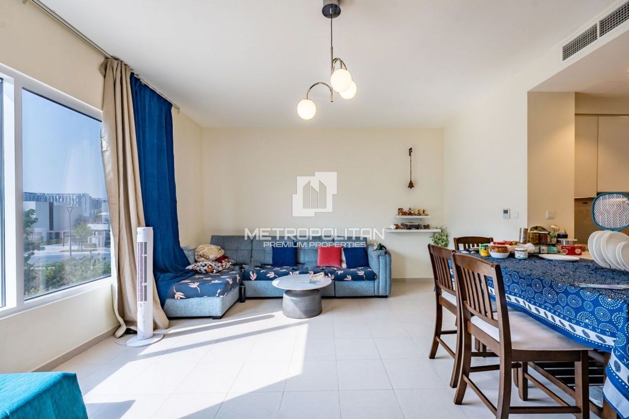 Townhouse in Dubai, UAE, 107 m² - picture 5