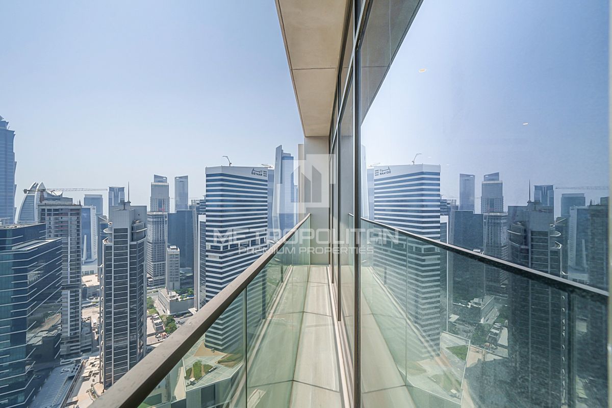 Apartment in Dubai, UAE, 162 m² - picture 15