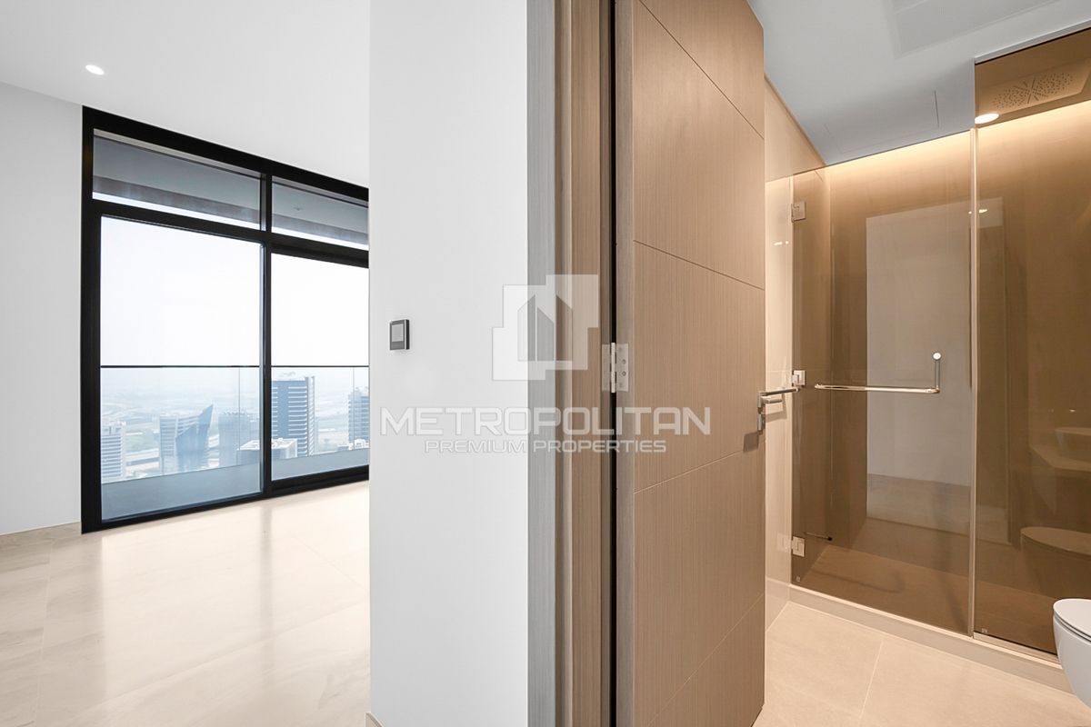 Apartment in Dubai, UAE, 162 m² - picture 18