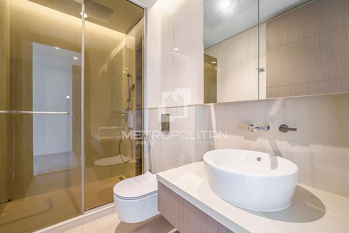 Apartment in Dubai, UAE, 162 m² - picture 19