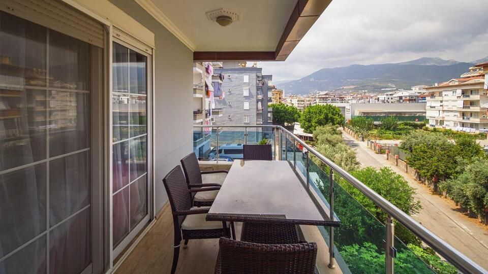 Flat in Alanya, Turkey, 90 m² - picture 1
