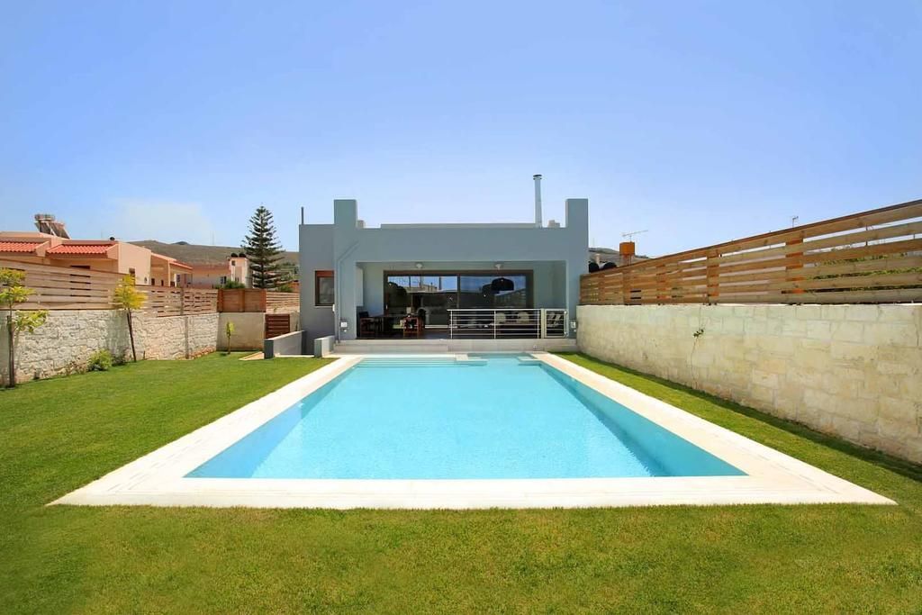 Villa in Analipsi, Greece, 400 m² - picture 1