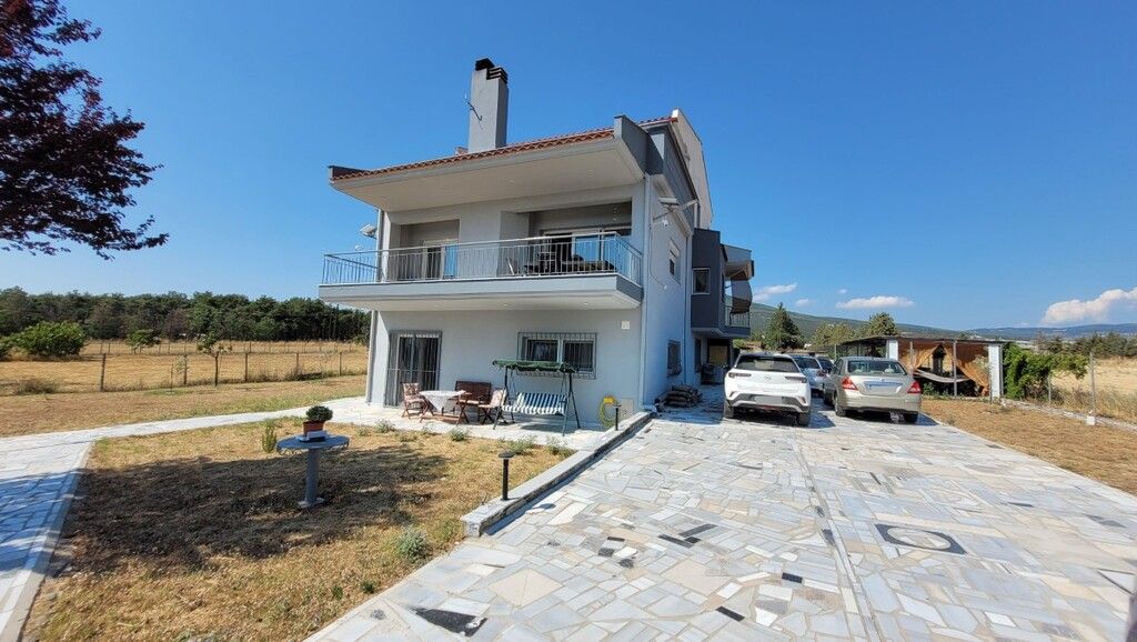 Maison à Thessalonique, Grèce, 320 m² - image 1