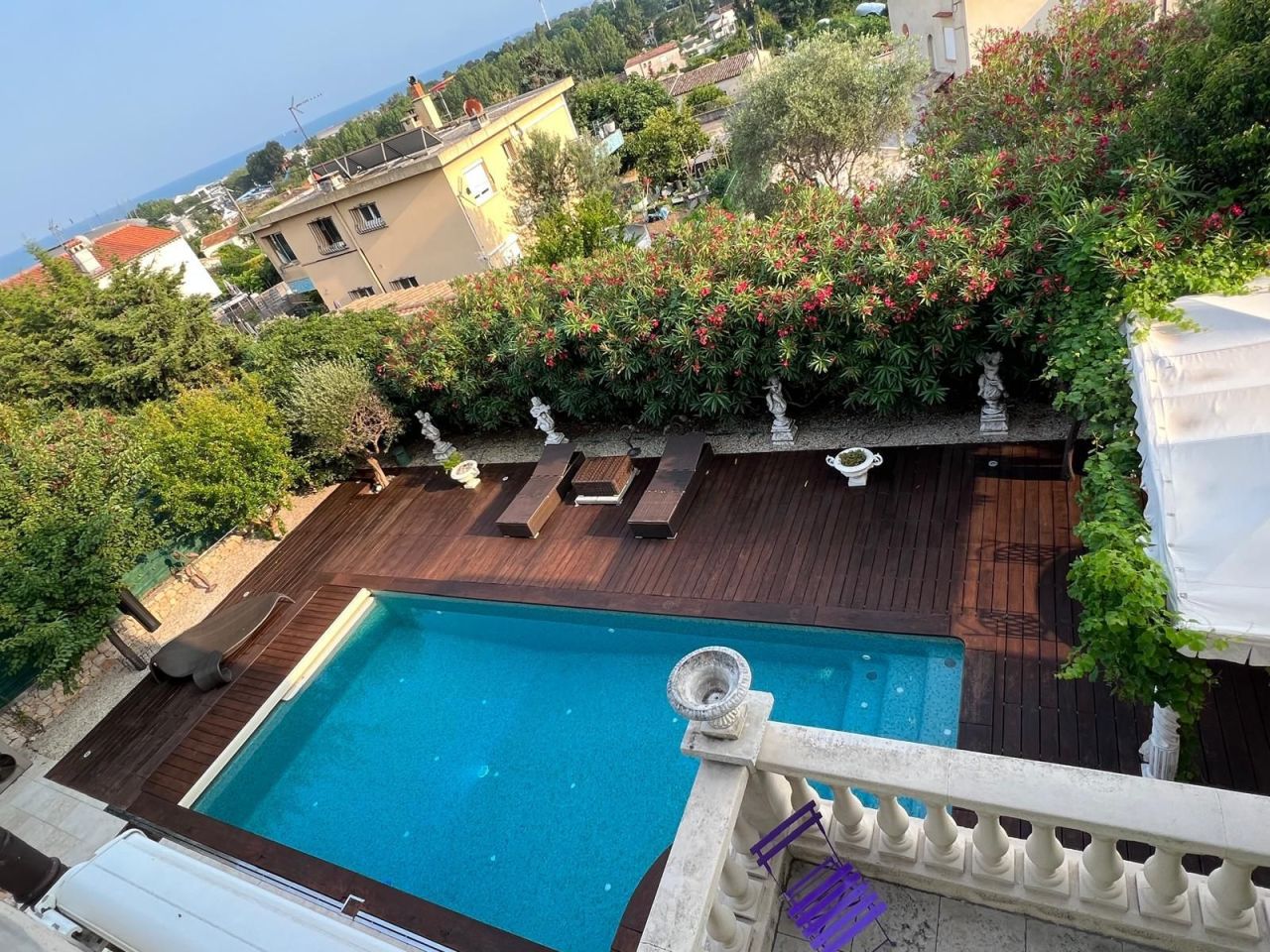 Villa in Antibes, France, 280 m² - picture 9