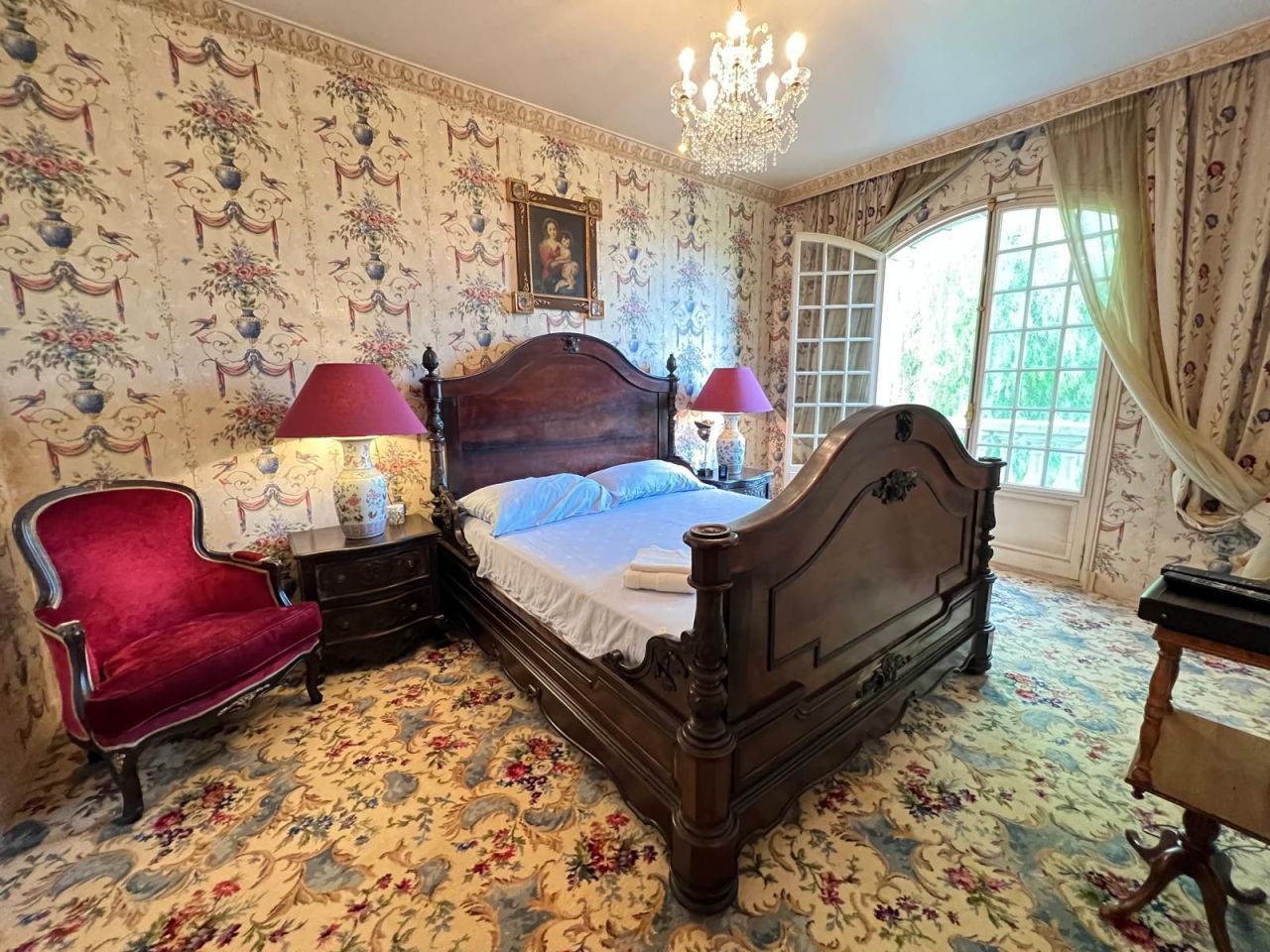 Villa in Antibes, France, 280 m² - picture 7