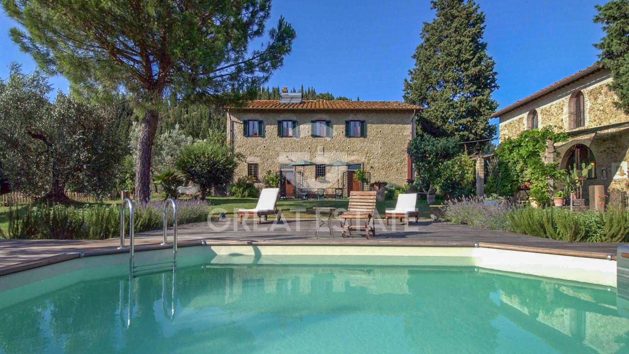 Casa en Montespertoli, Italia, 651.05 m² - imagen 1