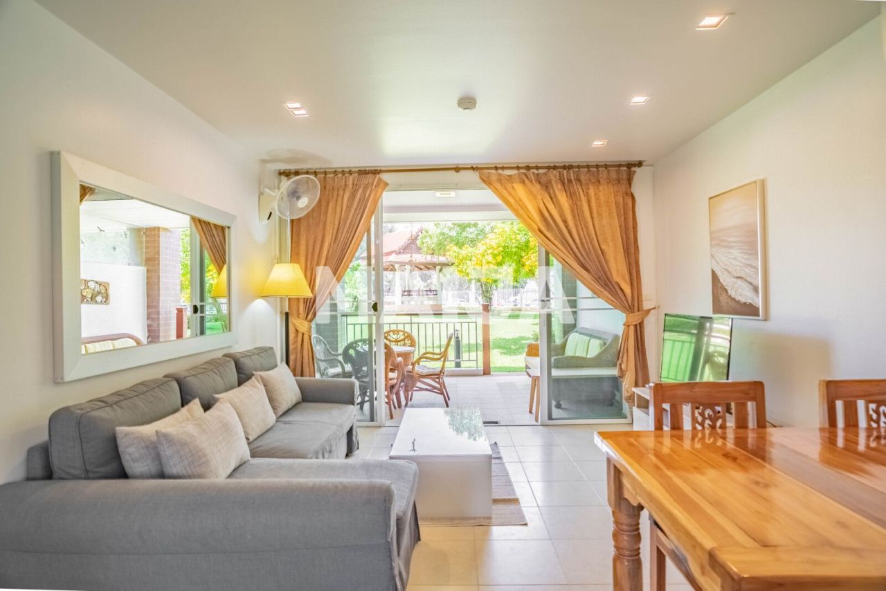 Apartamento en Rayong, Tailandia, 81 m² - imagen 2