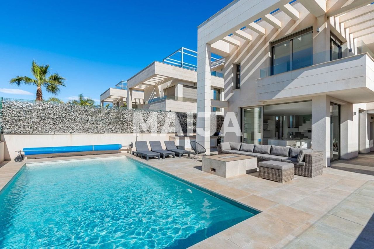 House in Orihuela Costa, Spain, 197 m² - picture 2