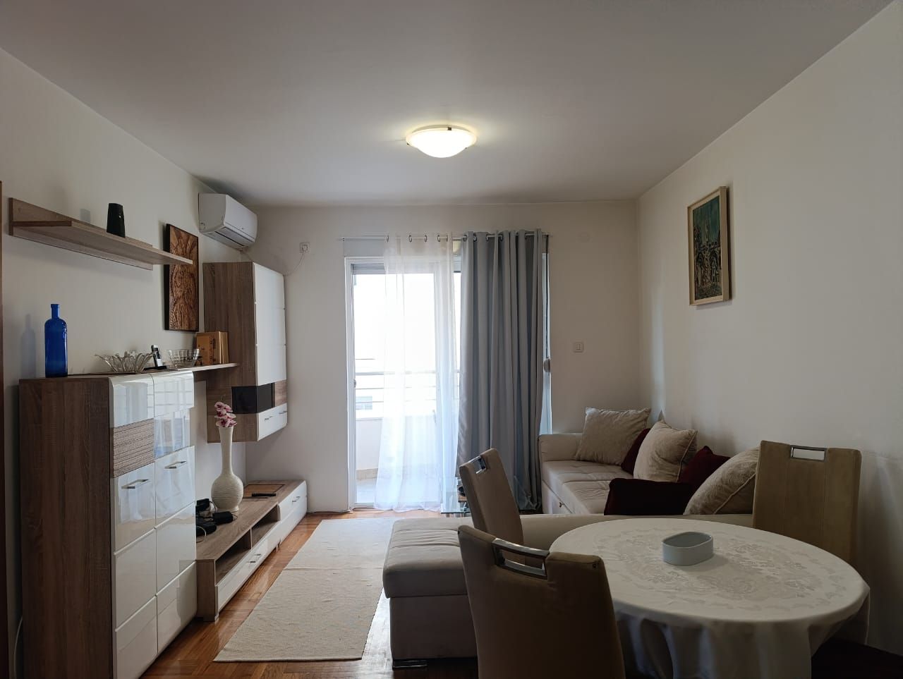 Biens commerciaux à Budva, Monténégro, 45 m² - image 1