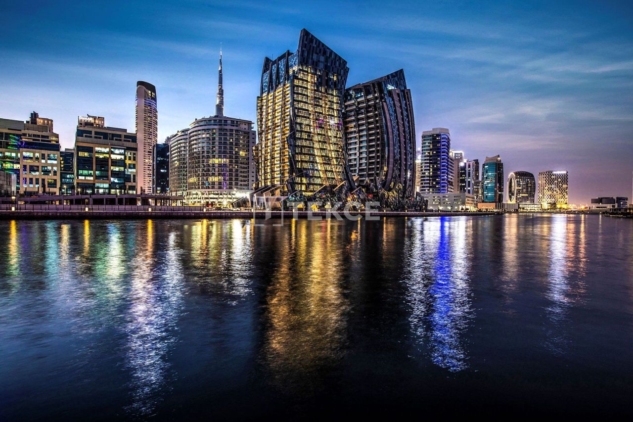 Apartamento Business Bay, EAU, 271 m² - imagen 1