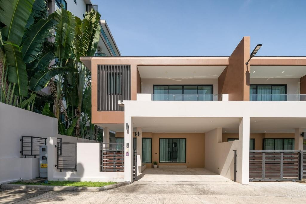 Casa en Phuket, Tailandia, 170 m² - imagen 1