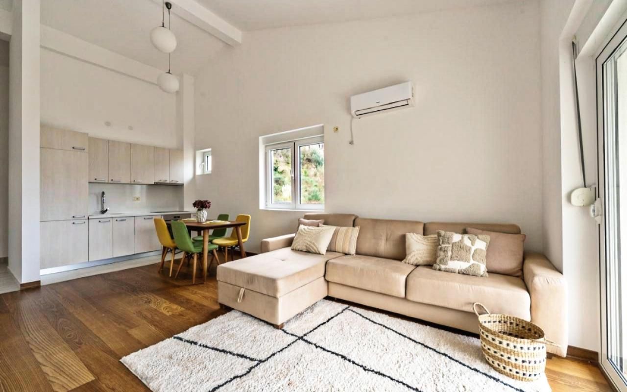 Flat in Przno, Montenegro, 60 m² - picture 1