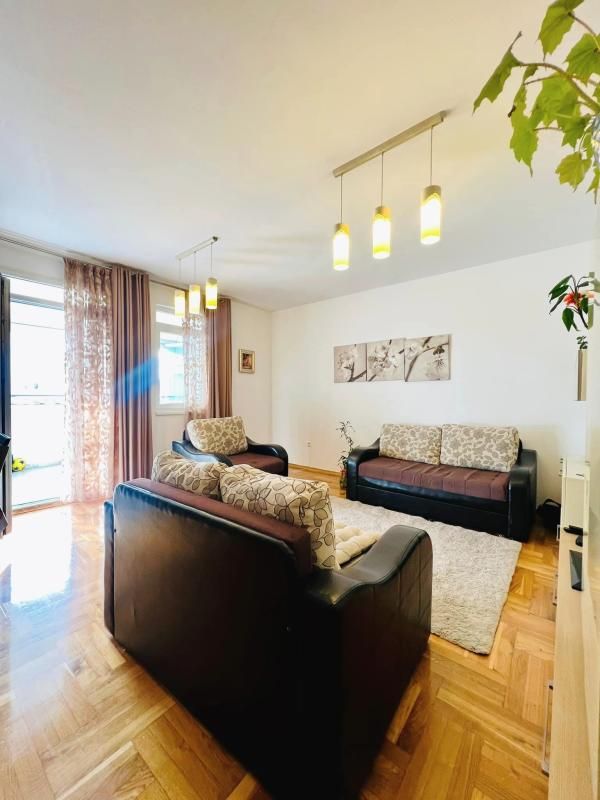 Wohnung in Bar, Montenegro, 85 m² - Foto 1