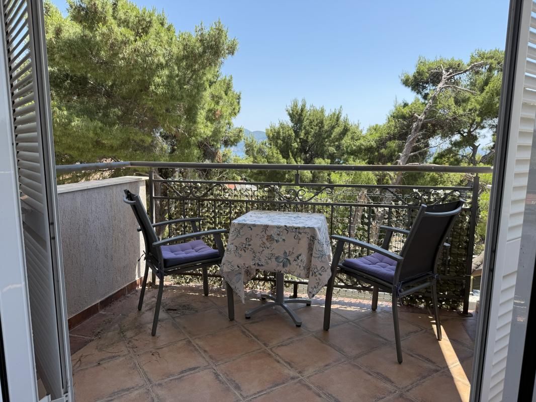 Flat in Petrovac, Montenegro, 41 m² - picture 1