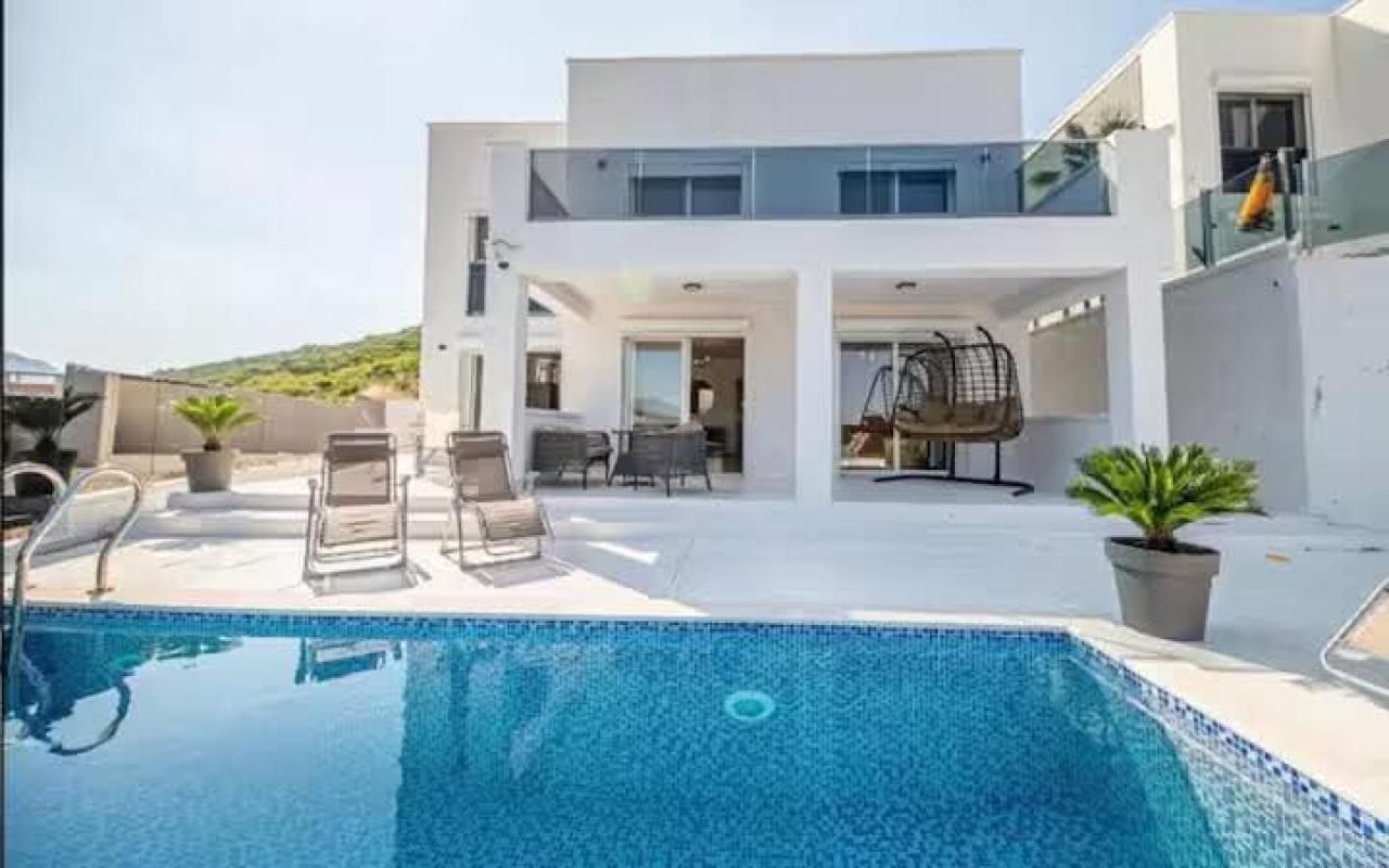 Haus in Dobra Voda, Montenegro, 173 m² - Foto 2