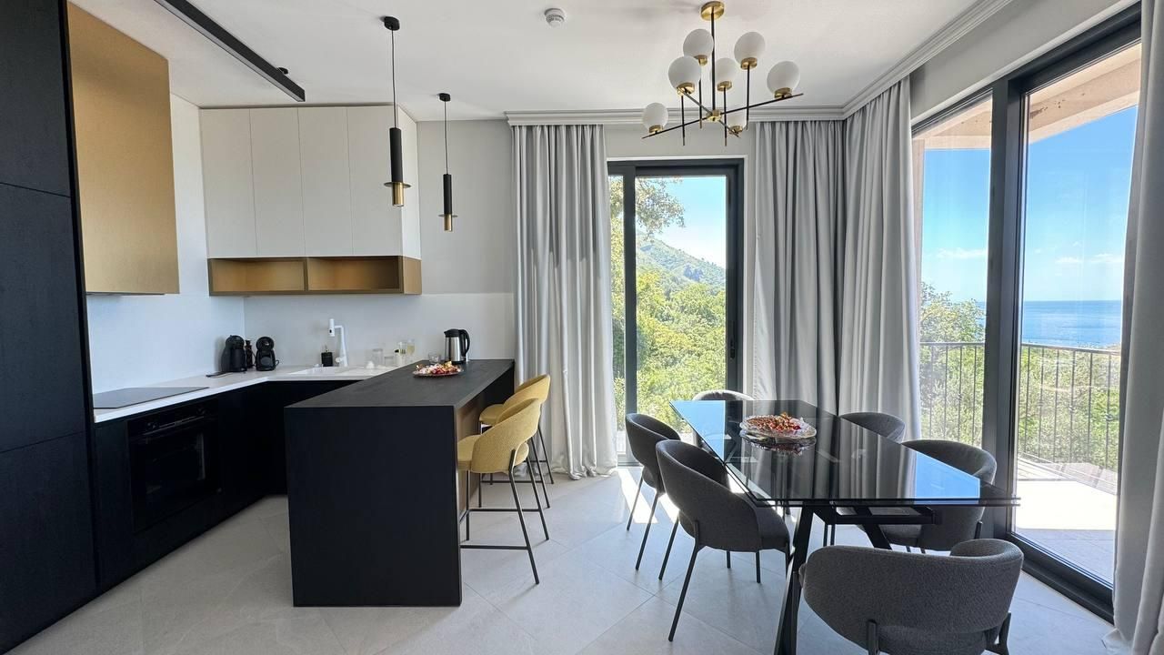 Casa en Sveti Stefan, Montenegro, 223 m² - imagen 2