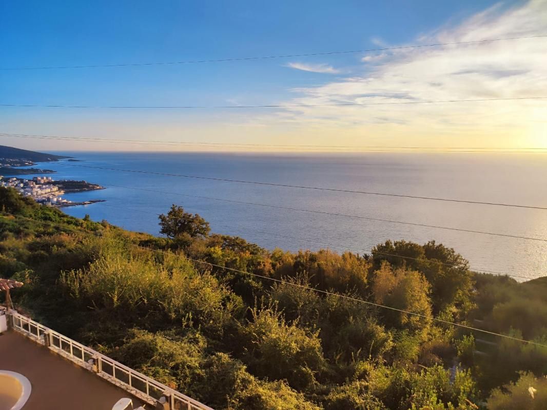 Piso en Dobra Voda, Montenegro, 102 m² - imagen 2