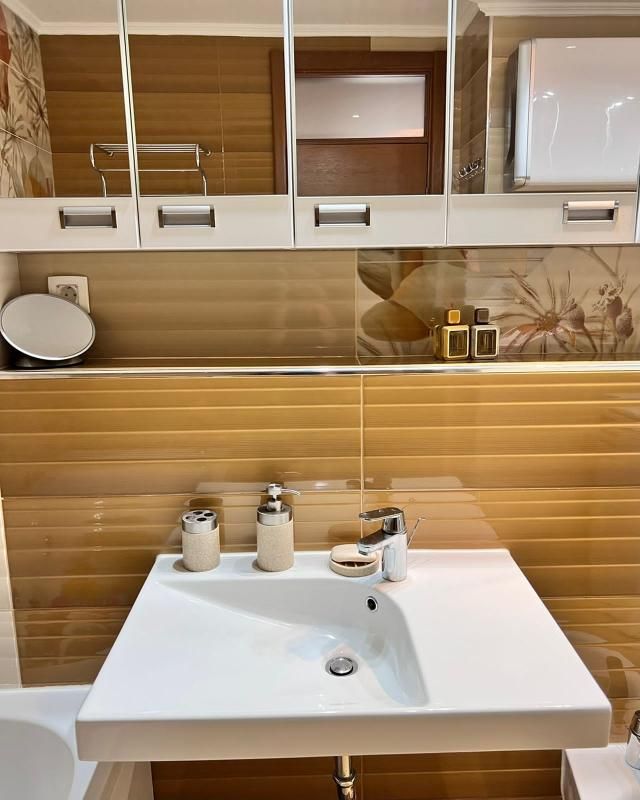 Flat in Dobra Voda, Montenegro, 124 m² - picture 3