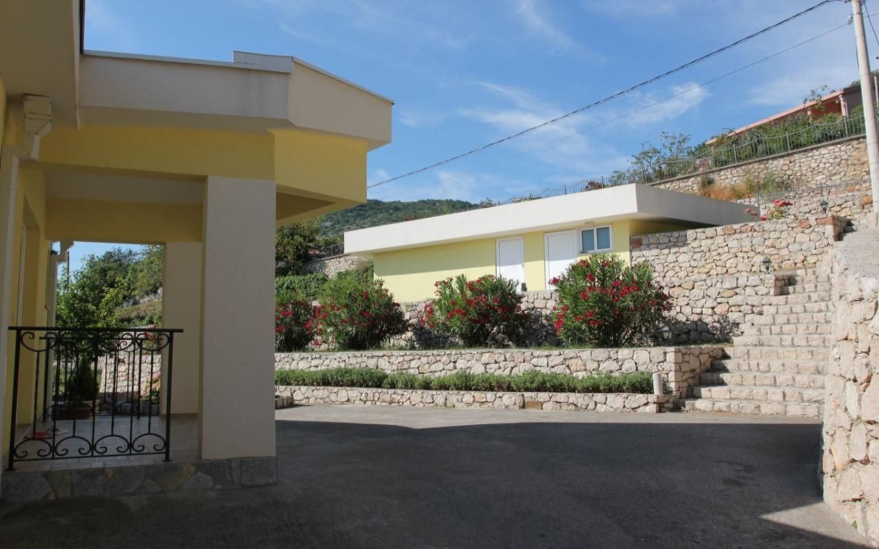 House in Dobra Voda, Montenegro, 380 m² - picture 8