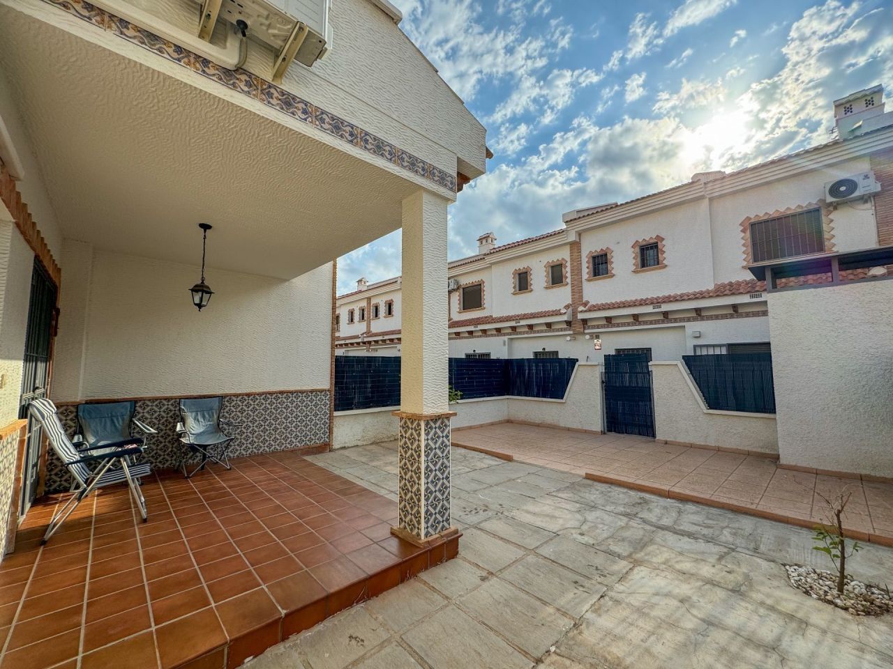 Bungalow à San Miguel de Salinas, Espagne, 140 m² - image 2
