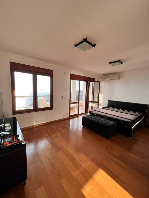 Flat in Dobra Voda, Montenegro, 124 m² - picture 16