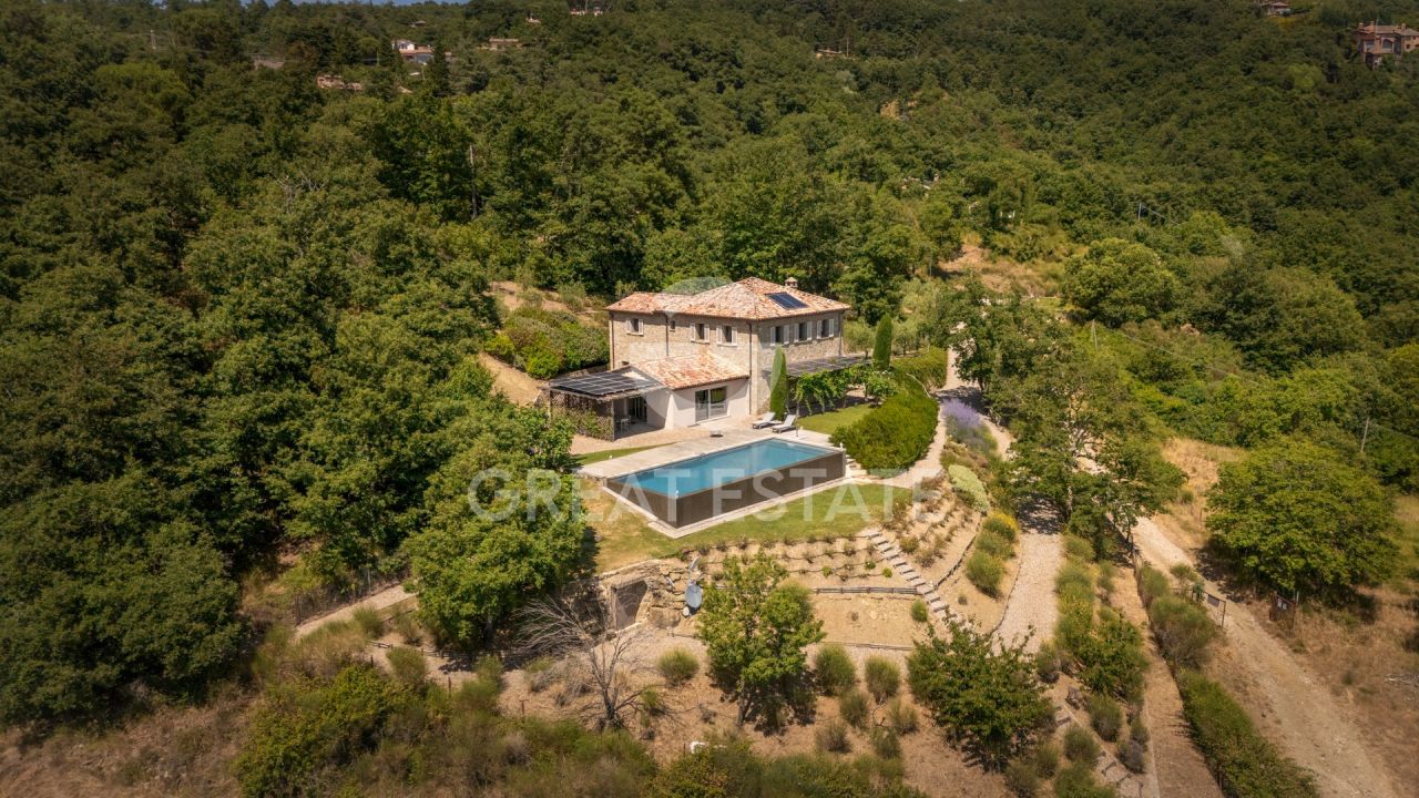 Casa en Lisciano Niccone, Italia, 463.75 m² - imagen 2