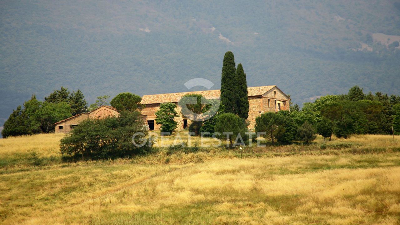 Casa a Città della Pieve, Italia, 683.55 m² - foto 2