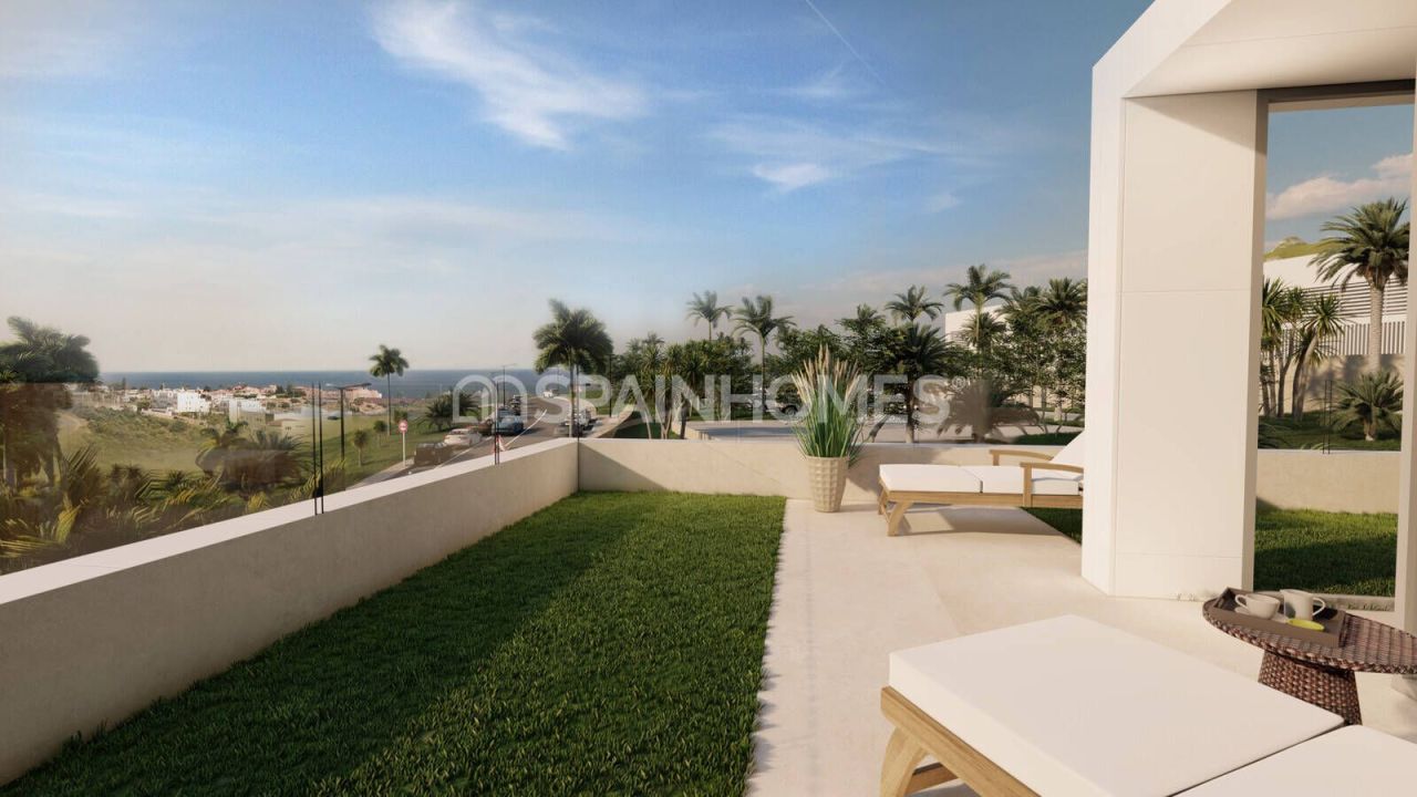Villa in Estepona, Spain, 180 m² - picture 1