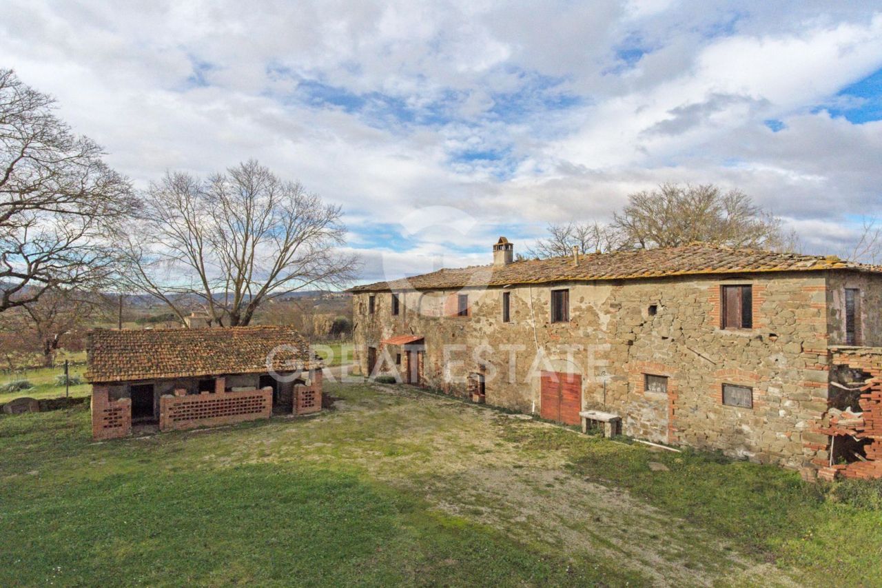 House Monte San Savino, Italy, 494.5 m² - picture 3