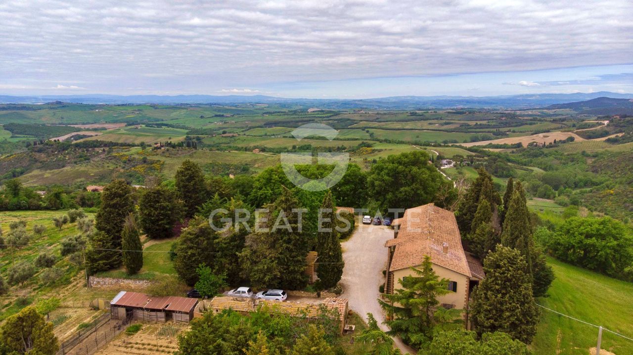 Casa a Montalcino, Italia, 600 m² - foto 3