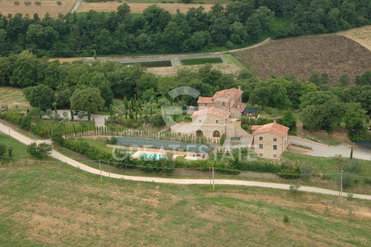 Casa a Città della Pieve, Italia, 605 m² - foto 3