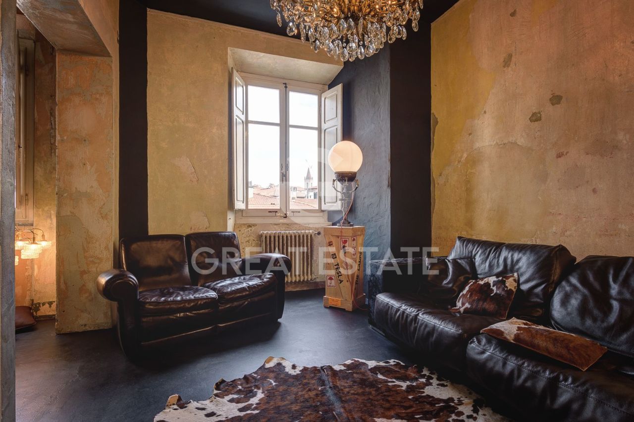 Appartement à Arezzo, Italie, 162 m² - image 3