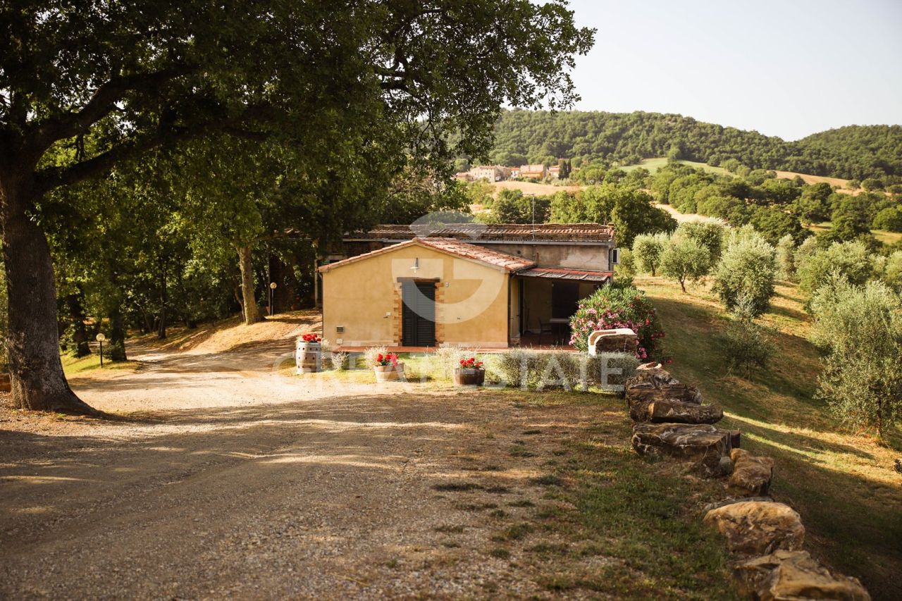 Casa Semproniano, Italia, 392.8 m² - imagen 3