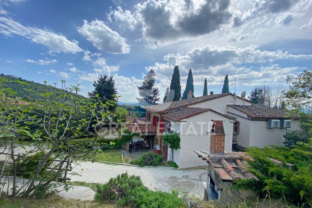 Casa en Castiglion Fiorentino, Italia, 196.85 m² - imagen 3