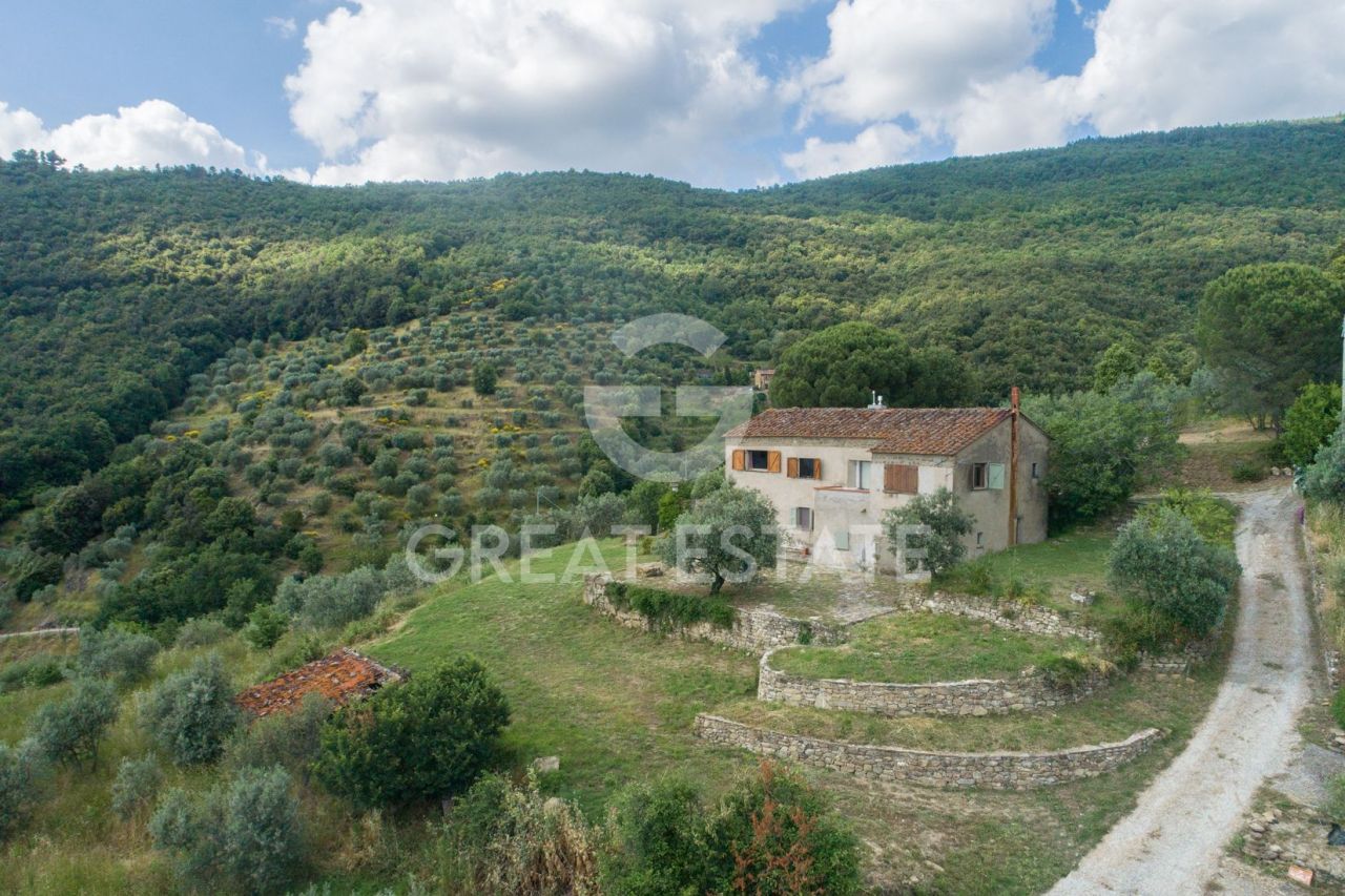 House in Cortona, Italy, 201.4 m² - picture 3