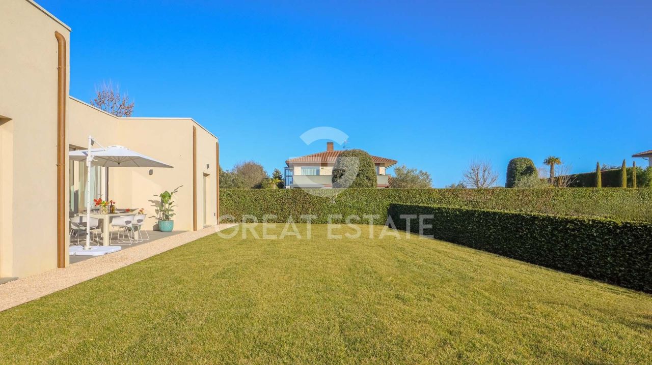 Villa a Castiglione del Lago, Italia, 162.04 m² - foto 3