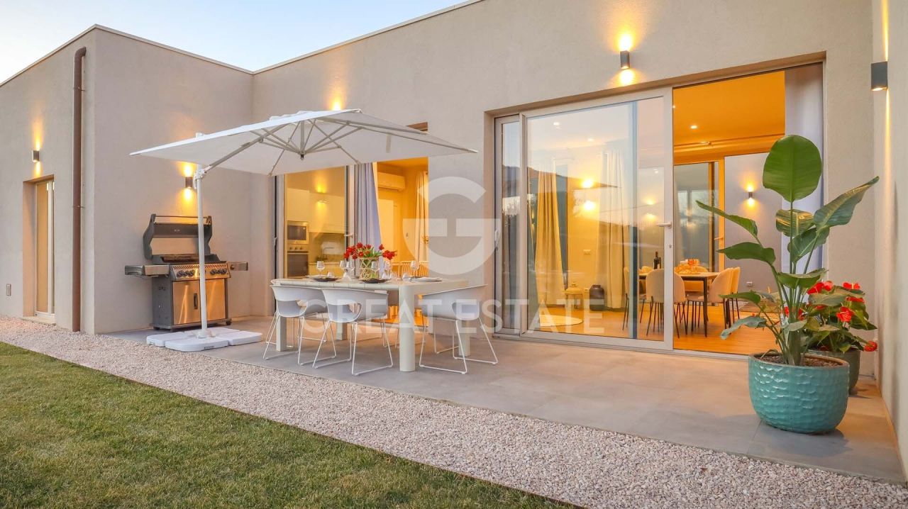 Villa a Castiglione del Lago, Italia, 162.04 m² - foto 4