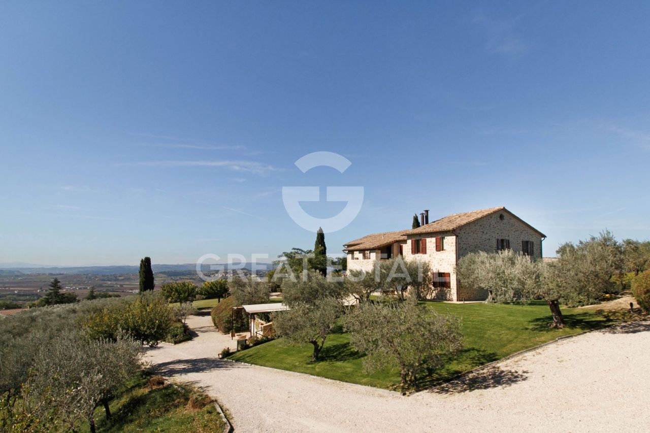 Casa ad Assisi, Italia, 690.8 m² - foto 4