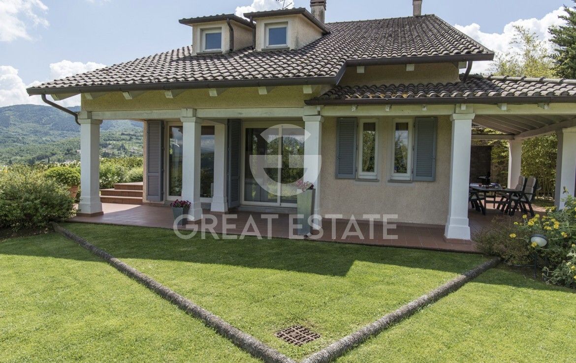 Villa en Arezzo, Italia, 616.6 m² - imagen 5