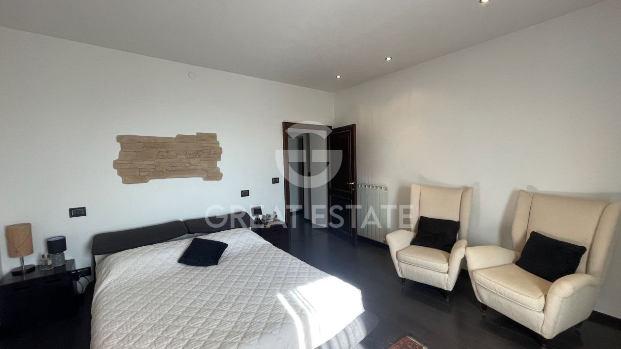 Apartment in Trequanda, Italy, 144 m² - picture 5