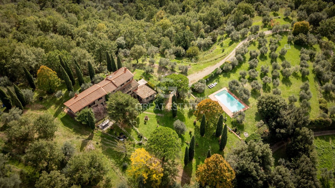 Casa a Reggello, Italia, 298.65 m² - foto 5