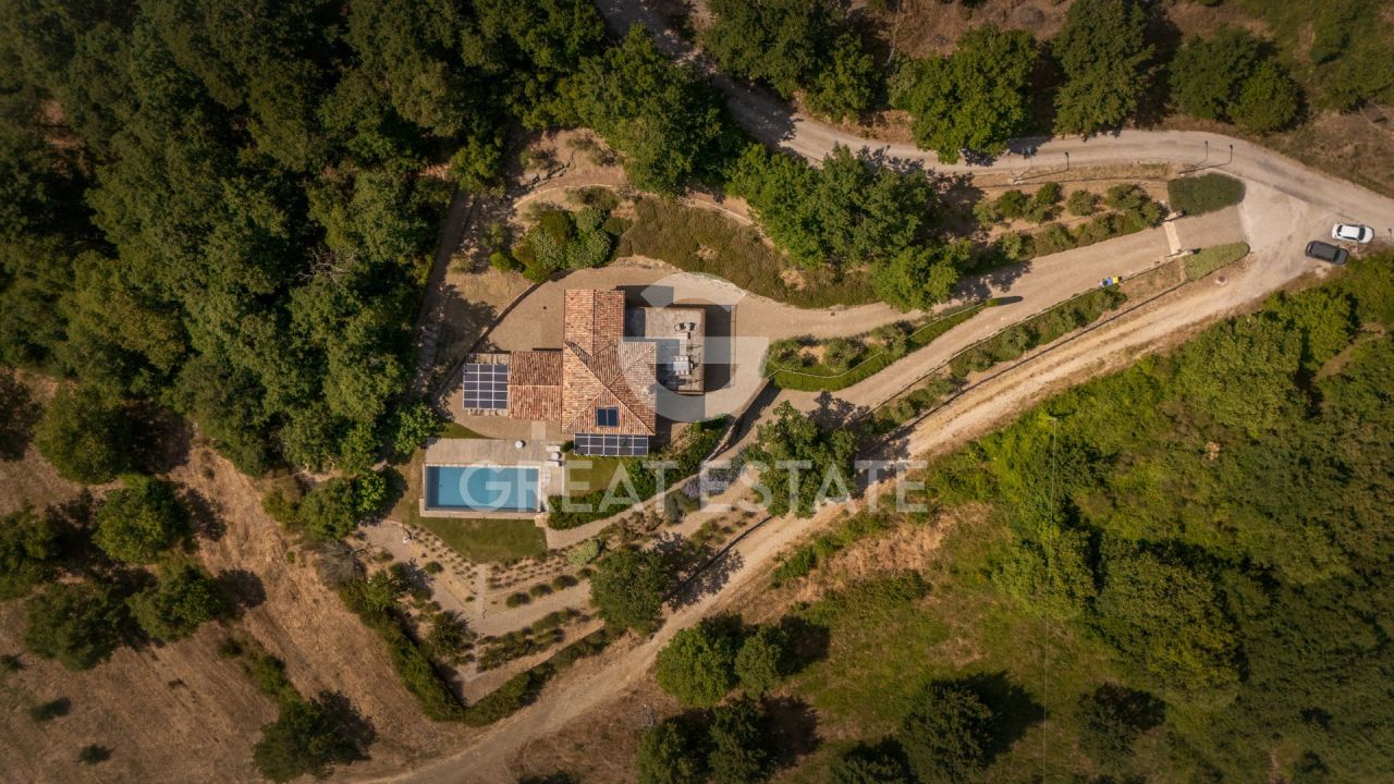 Casa en Lisciano Niccone, Italia, 463.75 m² - imagen 5