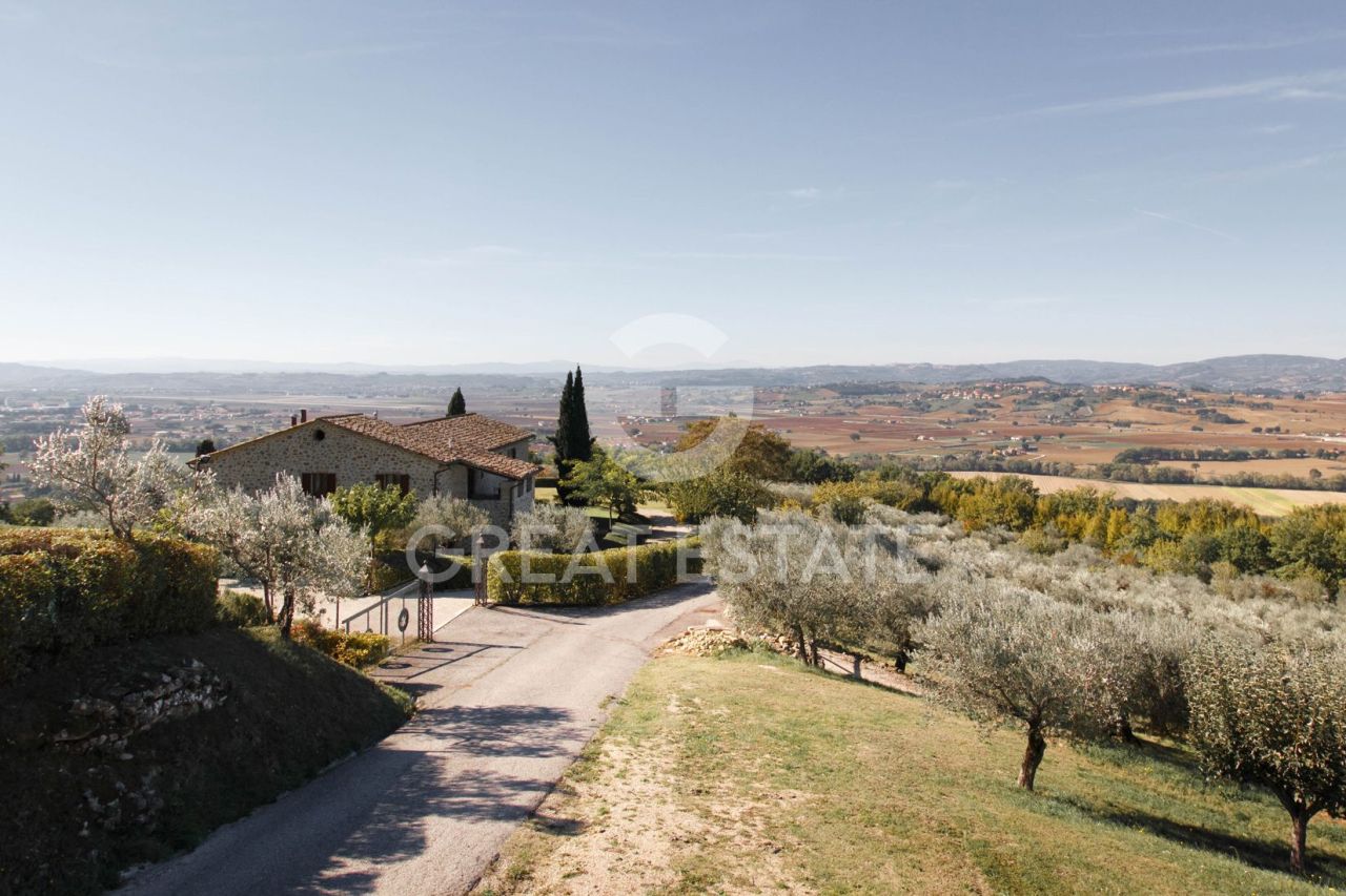 Casa ad Assisi, Italia, 690.8 m² - foto 5