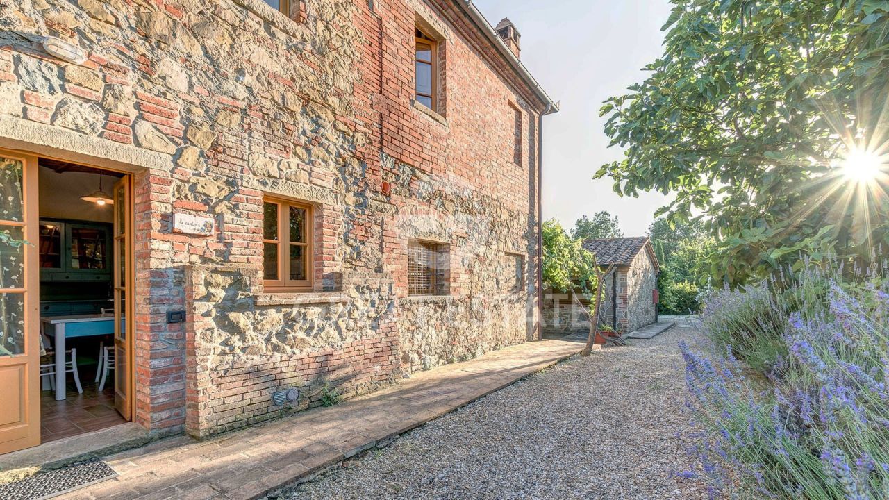 Maison à Foiano della Chiana, Italie, 484 m² - image 6