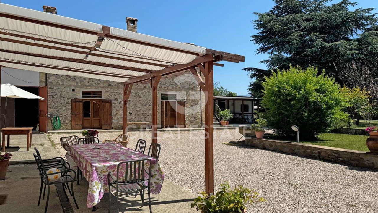 House Anghiari, Italy, 535 m² - picture 7