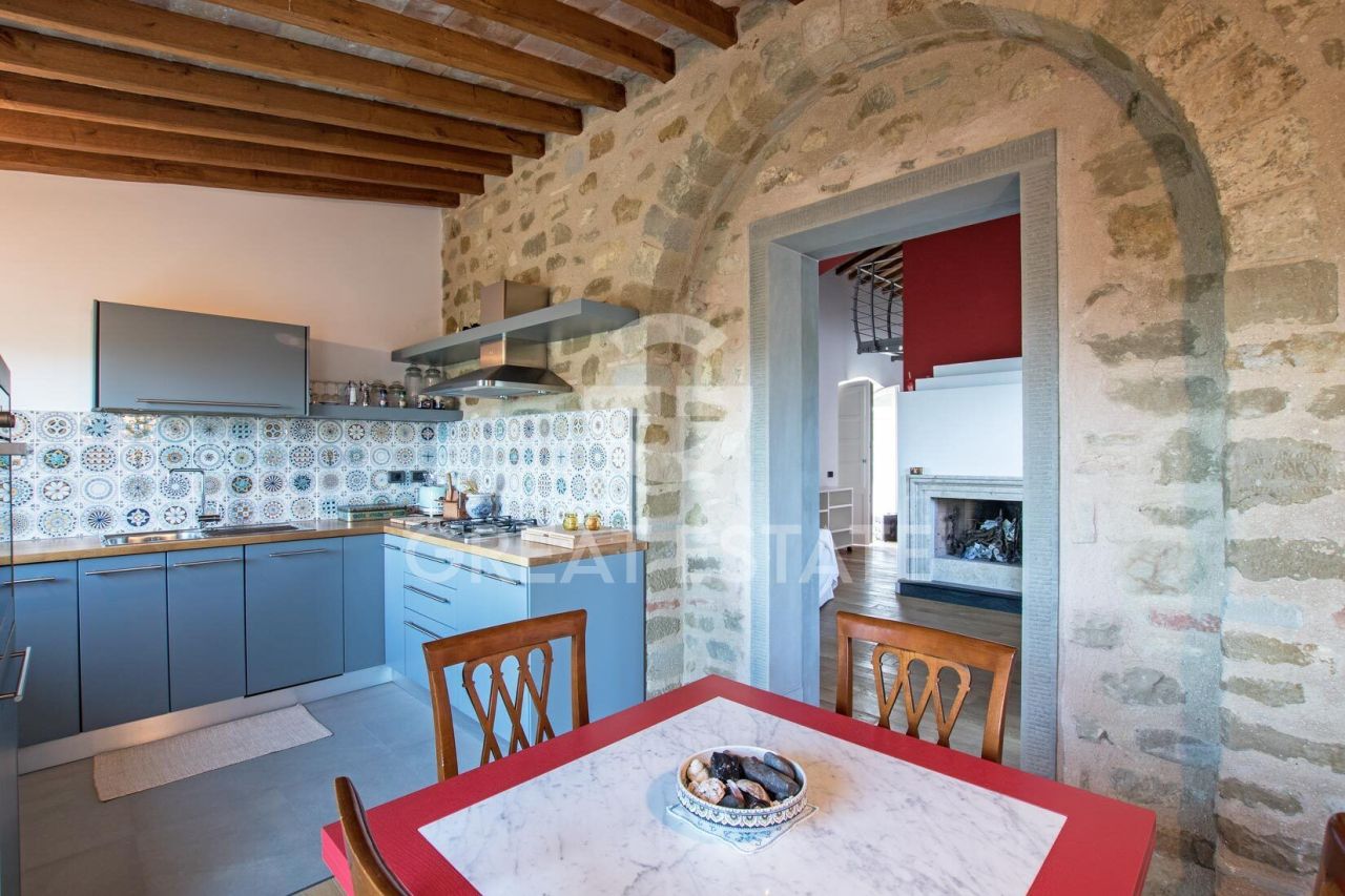 House in Corciano, Italy, 201.85 m² - picture 8